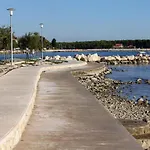 Apartman Family-friendly With Swimming Pool Privlaka, Zadar - 12922 *