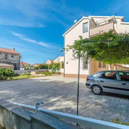 Family-friendly With Swimming Pool Privlaka, Zadar - 12922