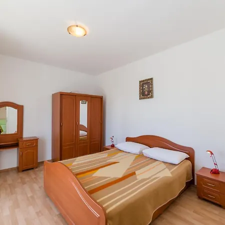 Family-friendly With Swimming Pool Privlaka, Zadar - 12922 Apartmán