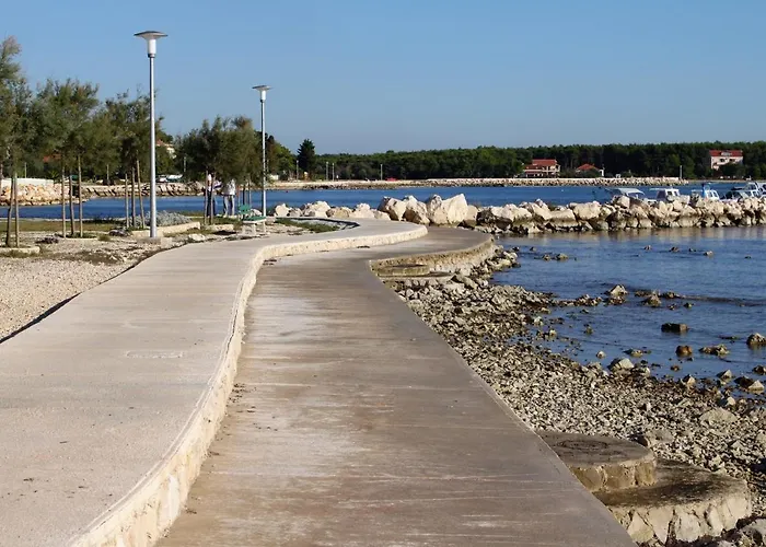 Apartment Family-friendly With Swimming Pool Privlaka, Zadar - 12922 *