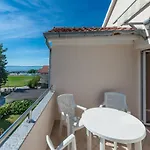 Family-friendly With Swimming Pool Privlaka, Zadar - 12922 Апартаменты